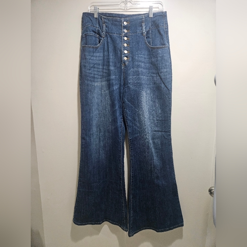 Forever 21 - Women's Blue Jeans Sz 31 Flare & Wide Leg Stretch
